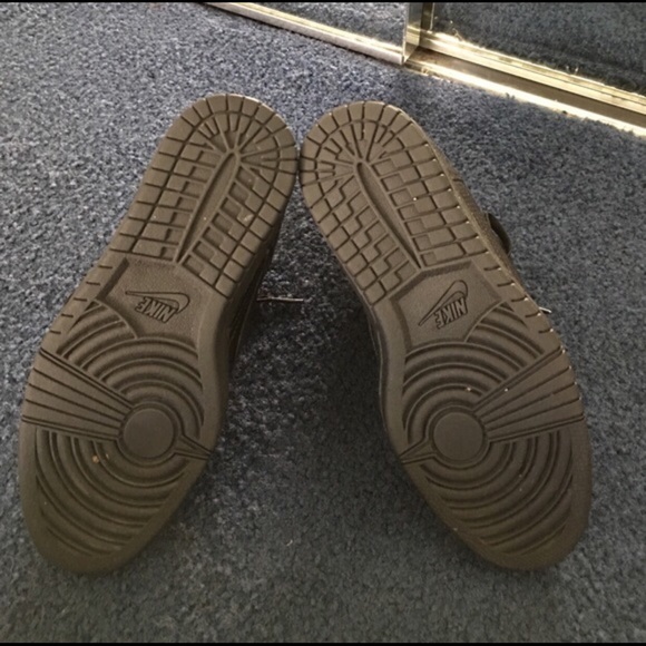 Nike Dunk Sky High Black Wedge Sneakers - Picture 4 of 4